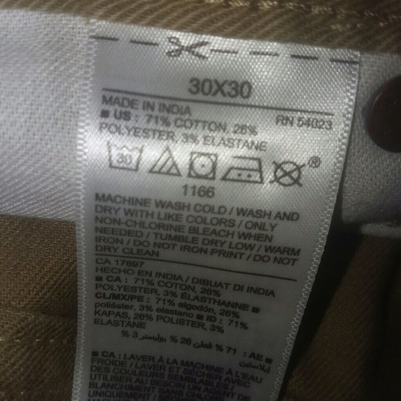 Old Navy Cut Off Pants - Picture 6 of 7